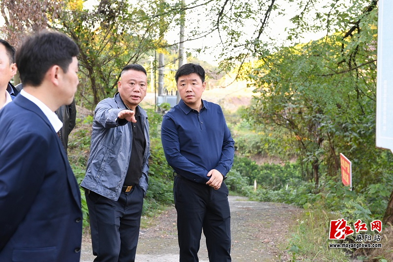 江涛在县城区调研城区管理与综合治理工作